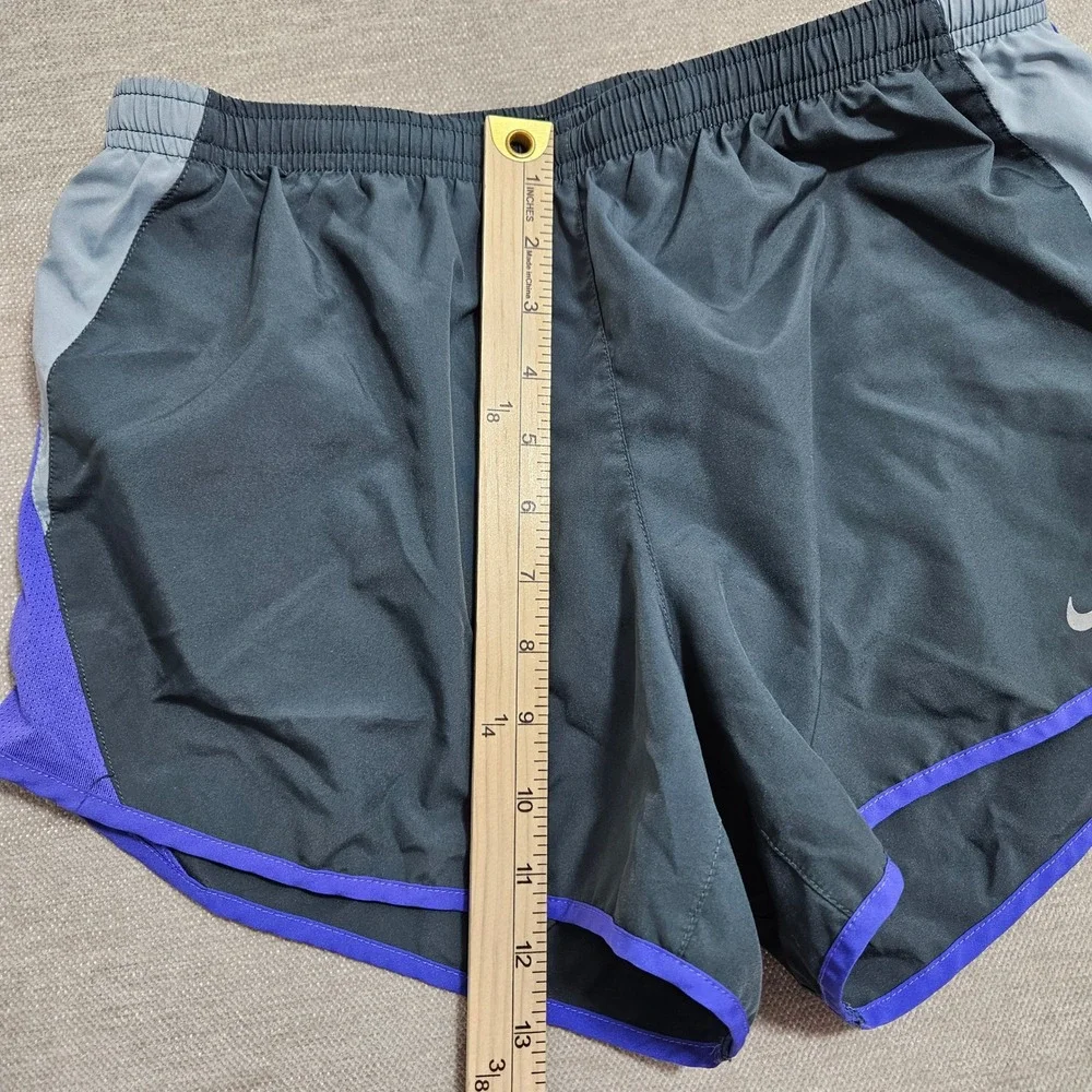 Nike Dri-FIT‎ Running Shorts Womens Medium Gray Purple 624272-009 Athletic Gym